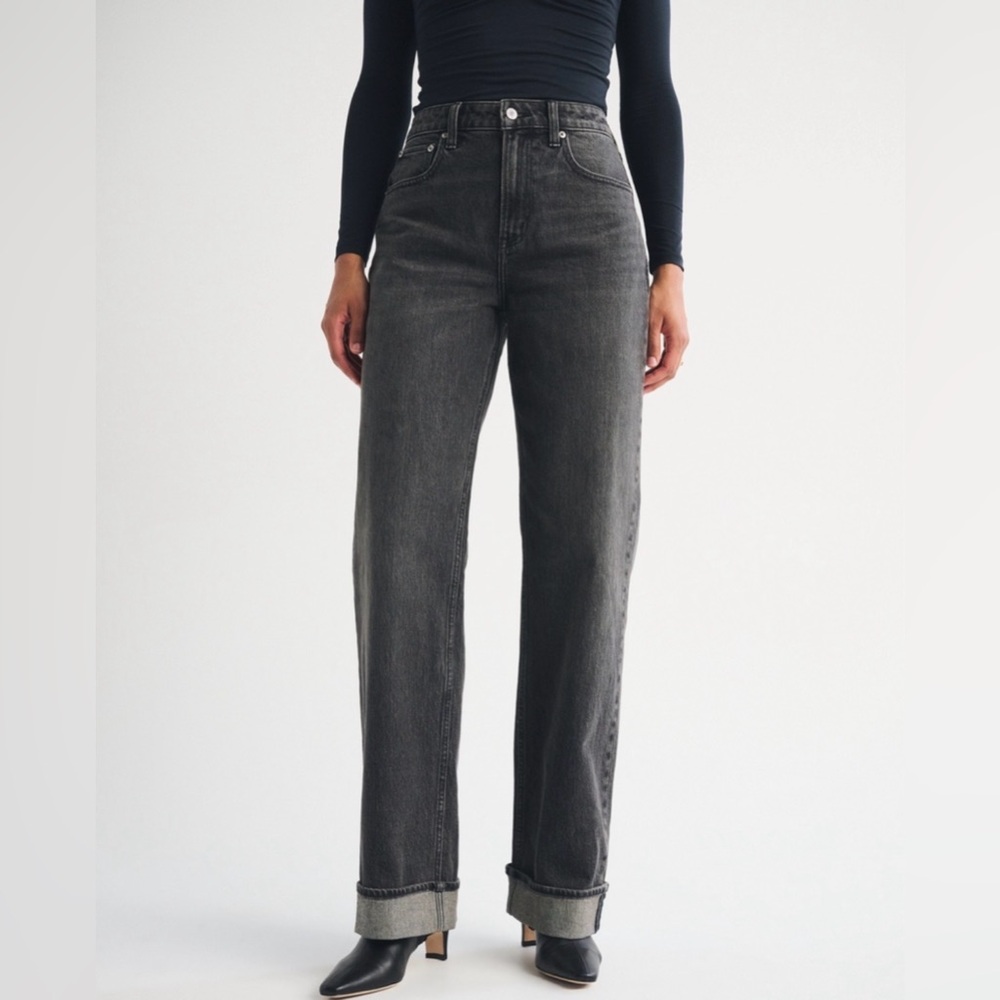 Curve Love High Rise 90s Relaxed Cuffed Hem Jean